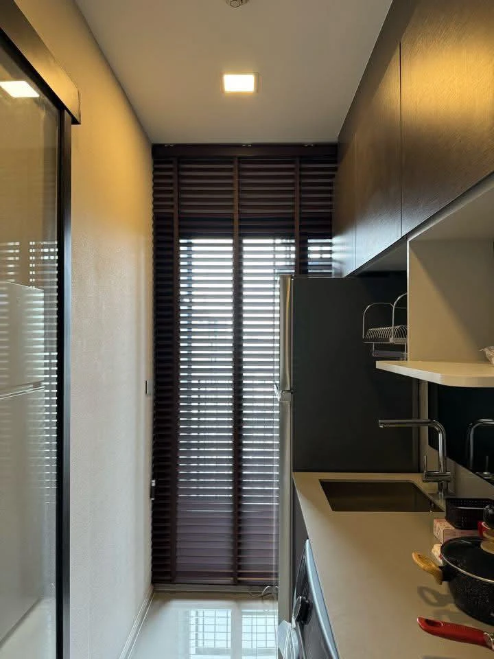Condo for rent at The Privacy Chatuchak. Nice unit, fully furnished with appliances. Just bring your belongings and move in! Don't miss out!