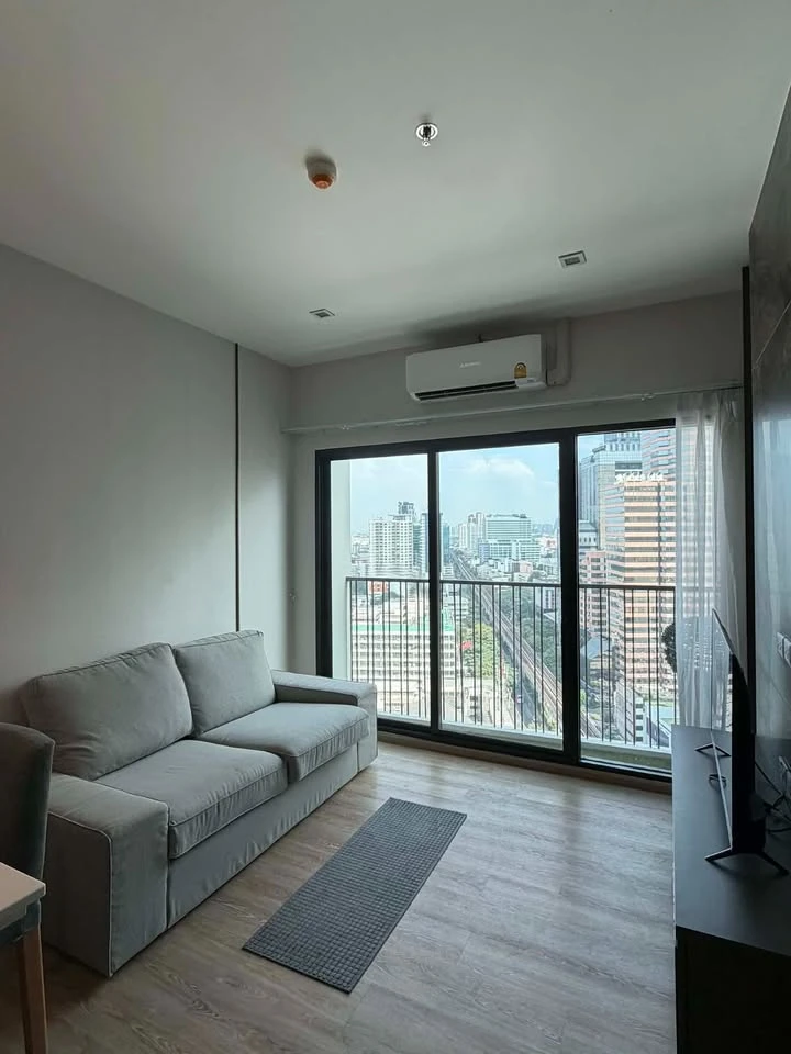 Condo for rent Noble Reform is ready to move in.
