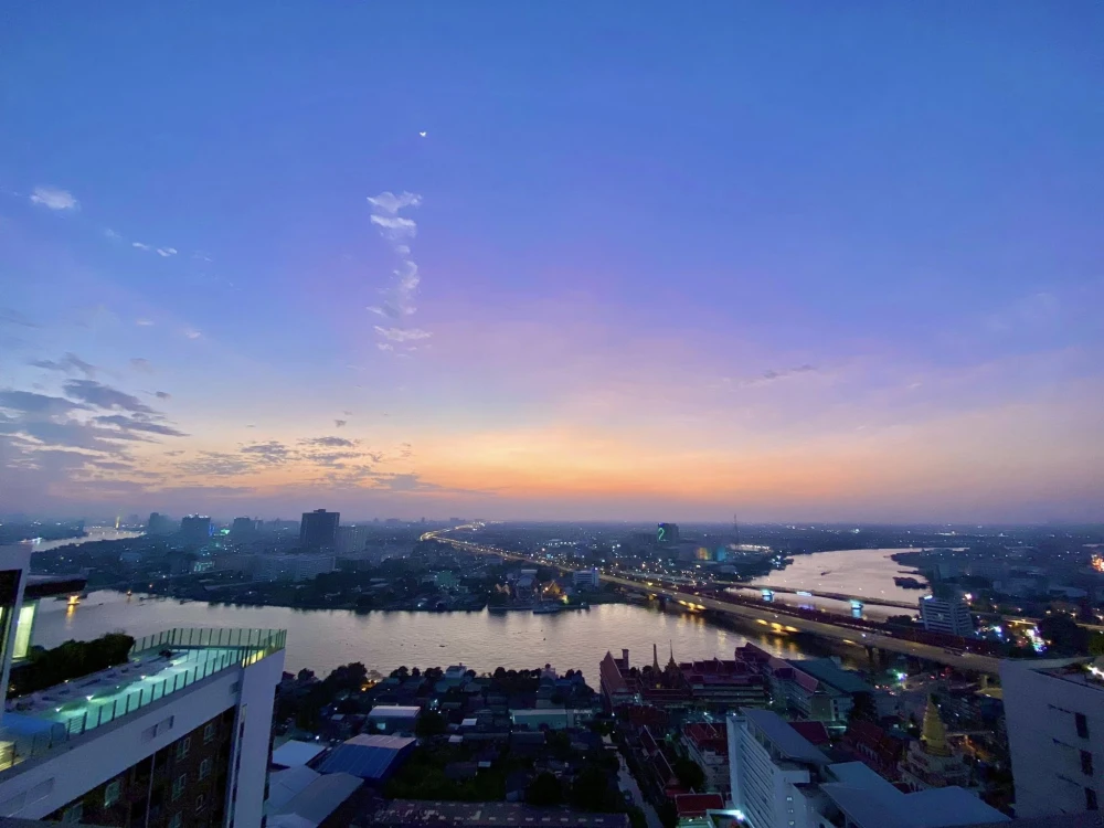 Condo for rent, ready to move in, Chapter One Flow Bangpo, high floor, Chao Phraya River view, built-in with complete furniture and appliances, just b