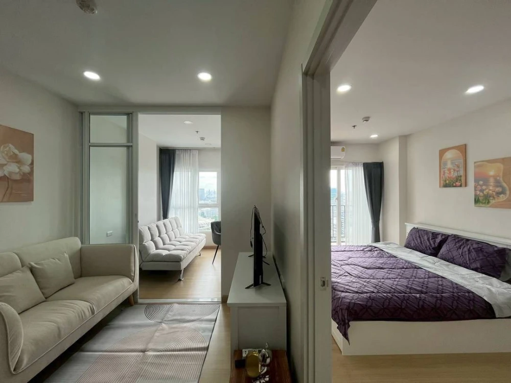 Condo for rent at Supalai Veranda Ramkhamhaeng. Ready to move in. Fully furnished. Come reserve now. Don't miss out!