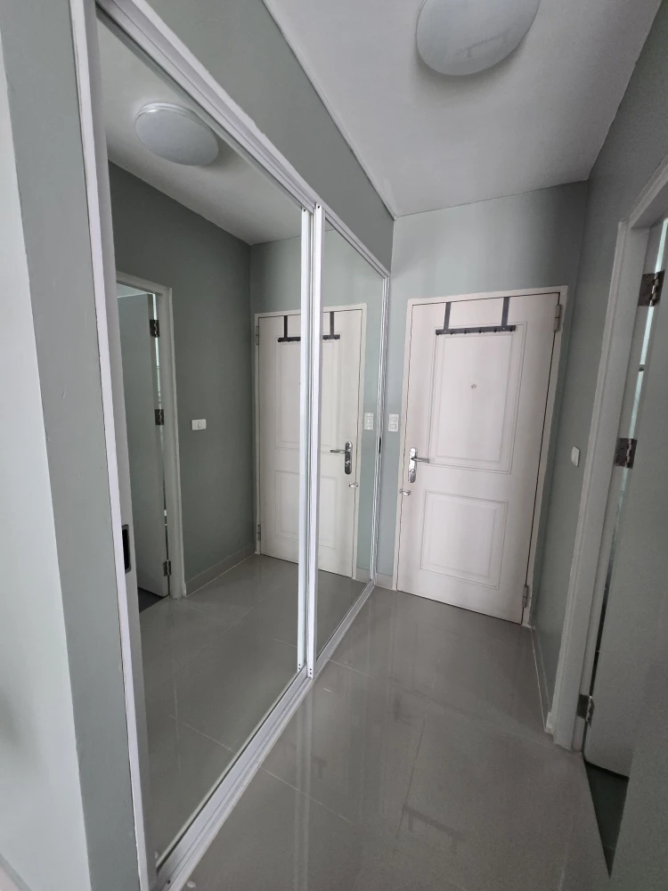 Condo for rent: I-House Rama 9-Ekkamai, studio room with furniture + complete set of electrical appliances. Book now.