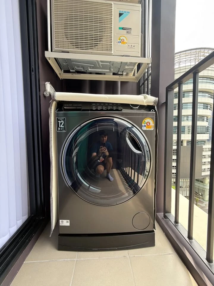 Urgently for rent: Noble Nue District R9, fully furnished, ready to move in, complete with furniture and appliances, just bring your bags and move in.