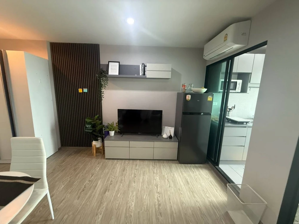 Urgent rental: Rye Sukhumvit 101/1. Move-in ready unit with full amenities. Great price—book now, don't wait!