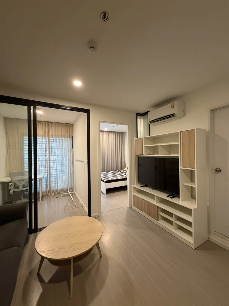 Condo for rent, DENIM JATUJAK. Nice unit on the 11th floor with great views. Fully furnished. Book now!