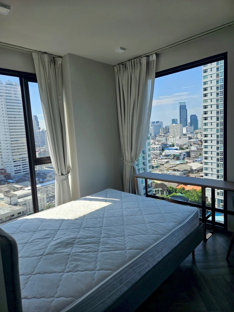 Condo for rent, Chapter Chula-Samyan, urgently available, nice room, high floor, comes with amenities, come and reserve now!