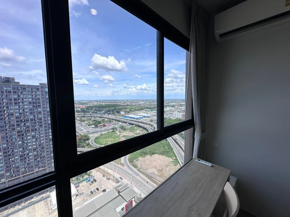 ปล่อยเช่าห้องคอนโด Common TU ห้อง 1 Bedroom ชั้น 27 วิวสวย วิวระเบียงหันไปทางถนนพหลโยธิน เฟอร์นิเจอร์และเครื่องใช้ไฟฟ้าครบ จองเลย