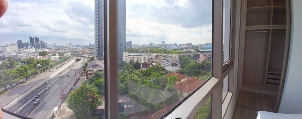 For rent, corner room, Mi Chiva Kaset Station, high floor, beautiful view, fully furnished. Not booking is a big mistake.