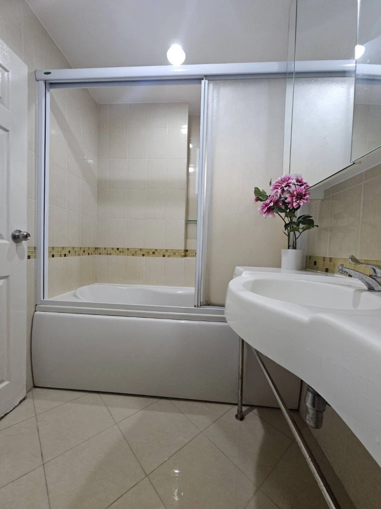 Condo for rent Life @ Ratchada Ladprao 36, very new condition. Fully furnished, don't miss it