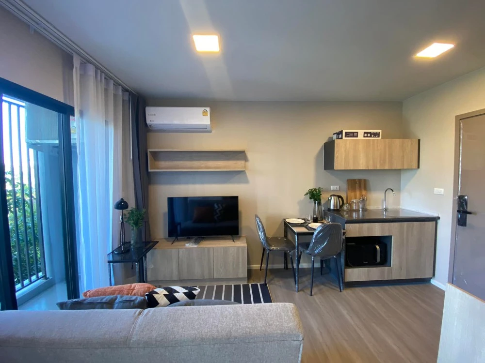 Looking for a comfortable room to rent at a low price? D Condo Hideaway Rangsit Phase 4 answers your needs! If interested, make an appointment to see.