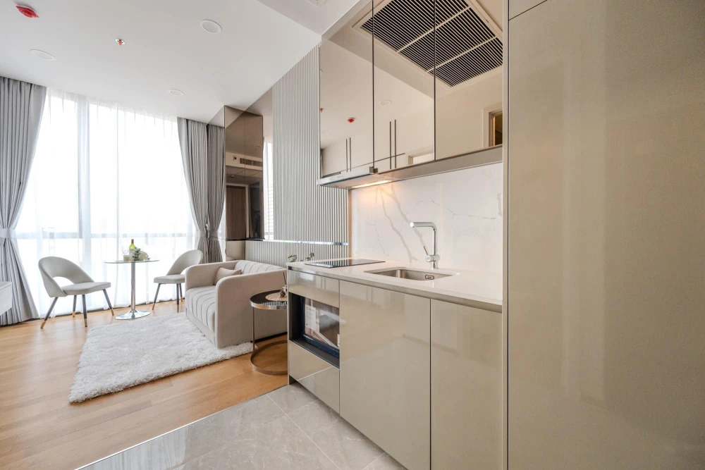 Hurry and book now! Beautiful room, great location, full facilities, for rent at Wish Signature 2 Midtown Siam, don't miss it.