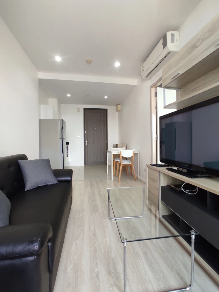 ห้องดีมาแล้วจร้า ให้เช่า Quinn Condo 1 ห้องนอน เฟอร์นิเจอร์ครบสุดๆ มาแต่ตัวเข้าอยู่ได้เลยจ้า