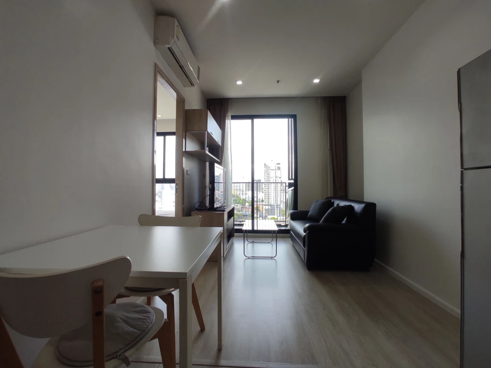 ห้องดีมาแล้วจร้า ให้เช่า Quinn Condo 1 ห้องนอน เฟอร์นิเจอร์ครบสุดๆ มาแต่ตัวเข้าอยู่ได้เลยจ้า