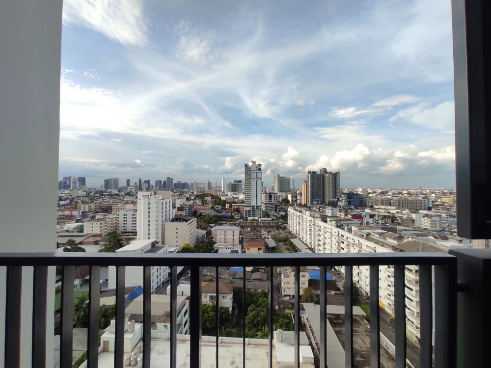 ห้องดีมาแล้วจร้า ให้เช่า Quinn Condo 1 ห้องนอน เฟอร์นิเจอร์ครบสุดๆ มาแต่ตัวเข้าอยู่ได้เลยจ้า