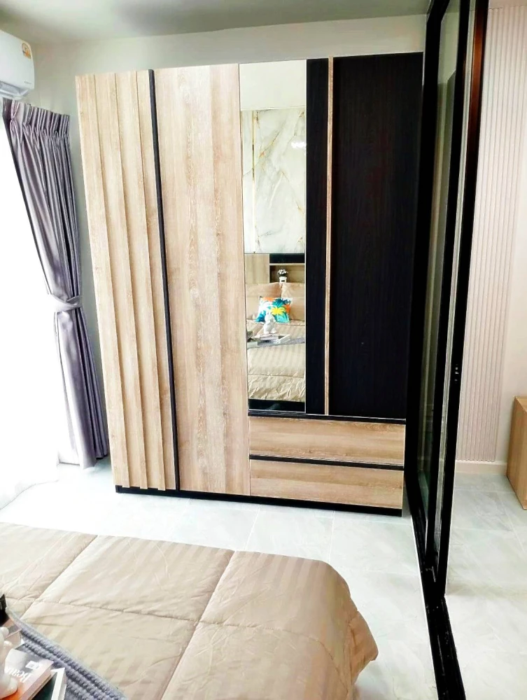 Urgent sale!! Condo Iris Avenue On Nut – Wongwaen, beautiful room, modern luxury style, convenient transportation, good price, hurry and book now!!