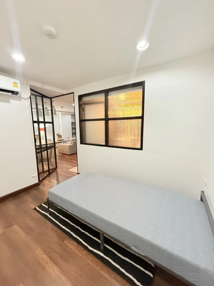 Vacant room for rent at Condo Resort Ta Yen Akat. Book now.