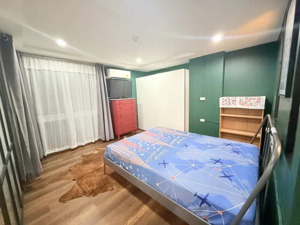 Vacant room for rent at Condo Resort Ta Yen Akat. Book now.