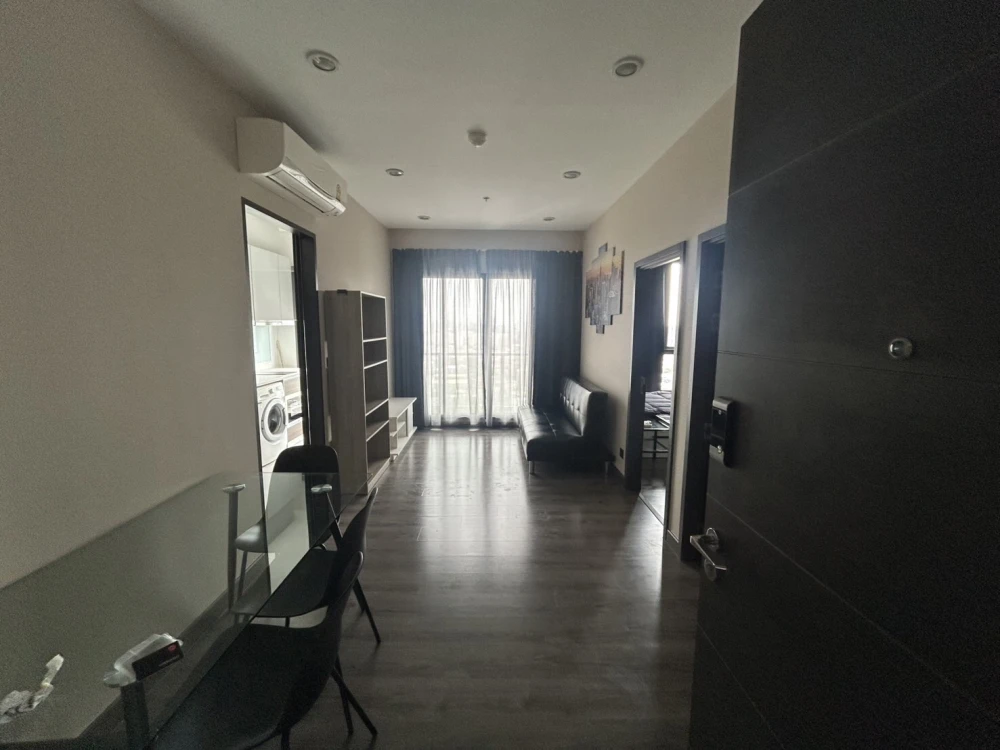 Available room for rent, Urbano Ratchawithi, luxury condo in Thon area, small unit, quiet