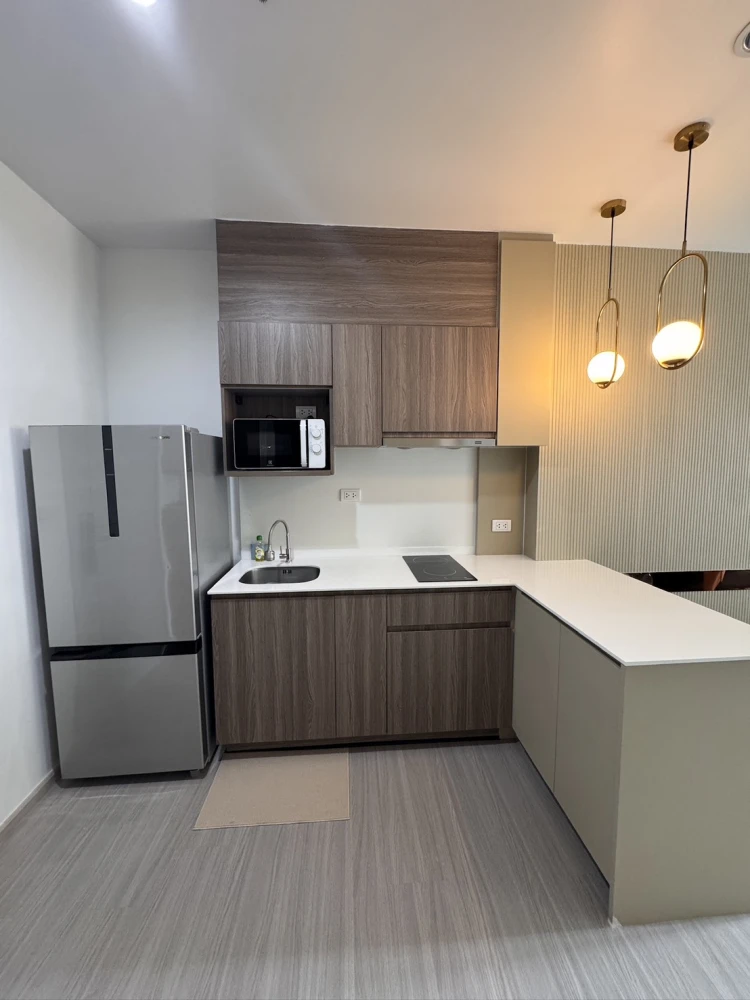 Beautiful room, full built-in Everything about the room is good. Must reserve this room. The Parkland Petchkasem 56 for rent.