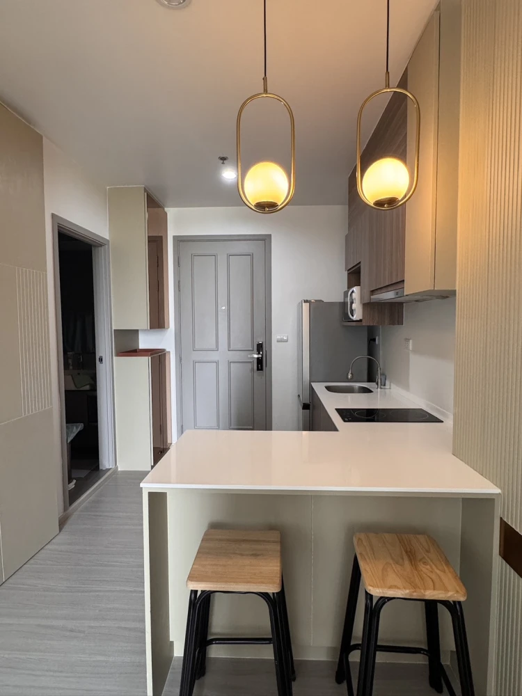 Beautiful room, full built-in Everything about the room is good. Must reserve this room. The Parkland Petchkasem 56 for rent.