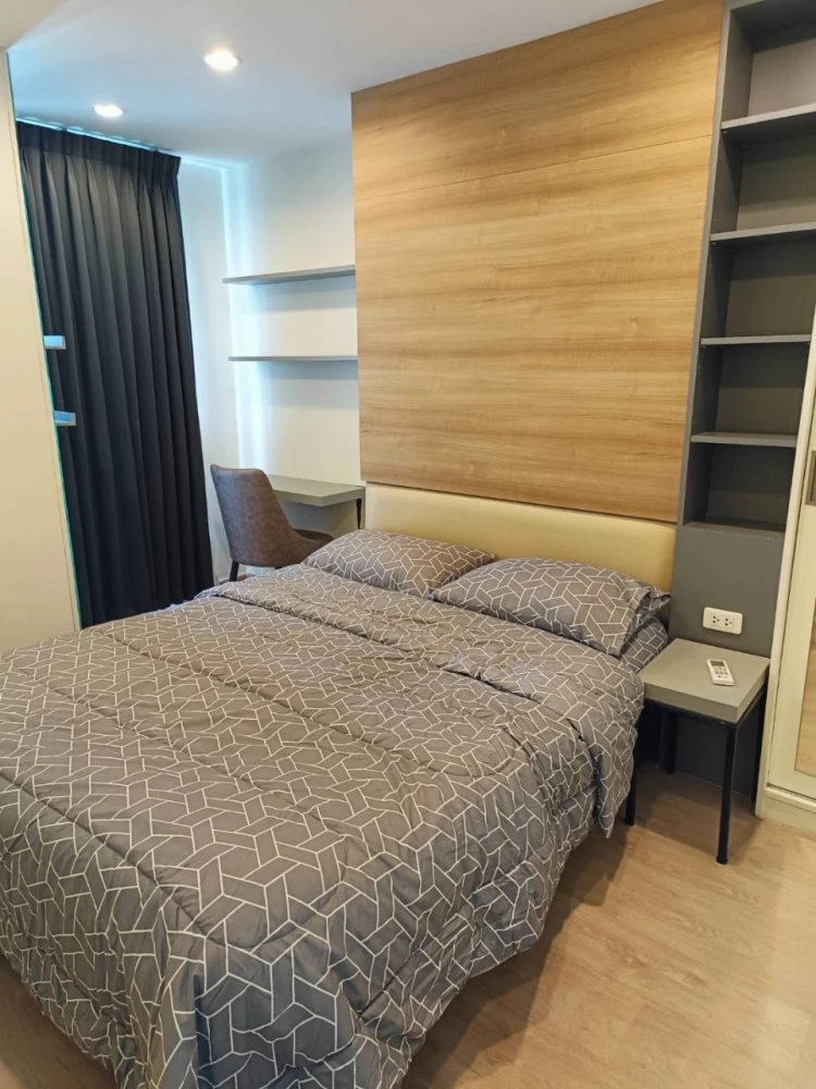 Don't miss Ideo Sathorn-Thapra condo for rent, very beautiful room, built-in furniture Electrical appliances are complete. Hurry up.