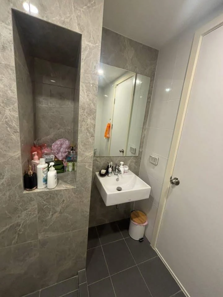 Condo for sale, The Origin, next to BTS E22, partitioned room, size 22 sq m, north side, must hurry to reserve