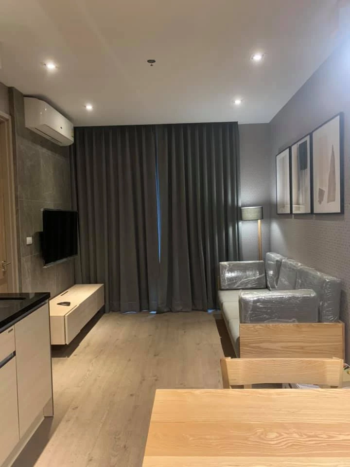 Rent Condo Park 24, high floor, brand new room. Fully furnished and electrical appliances, convenient to travel, hurry