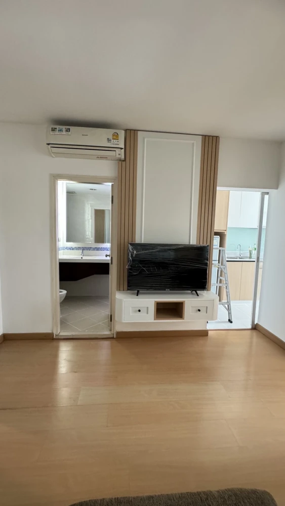 Condo for rent, Life @ Sukhumvit 65, high floor, good wind, full furniture. Electrical appliances, ready to be missed.