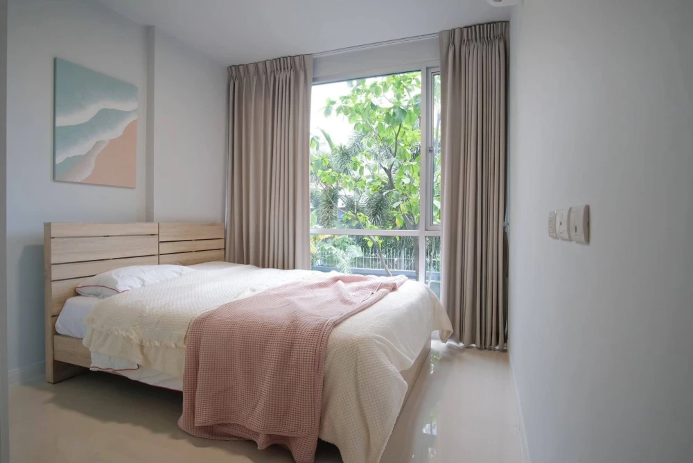 Condo for rent at City Room Ratchada - Suthisan. Lovely unit, fully furnished and equipped with appliances—book it now! images
