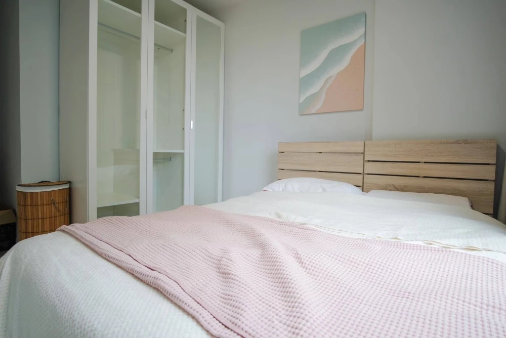 Condo for rent at City Room Ratchada - Suthisan. Lovely unit, fully furnished and equipped with appliances—book it now!
