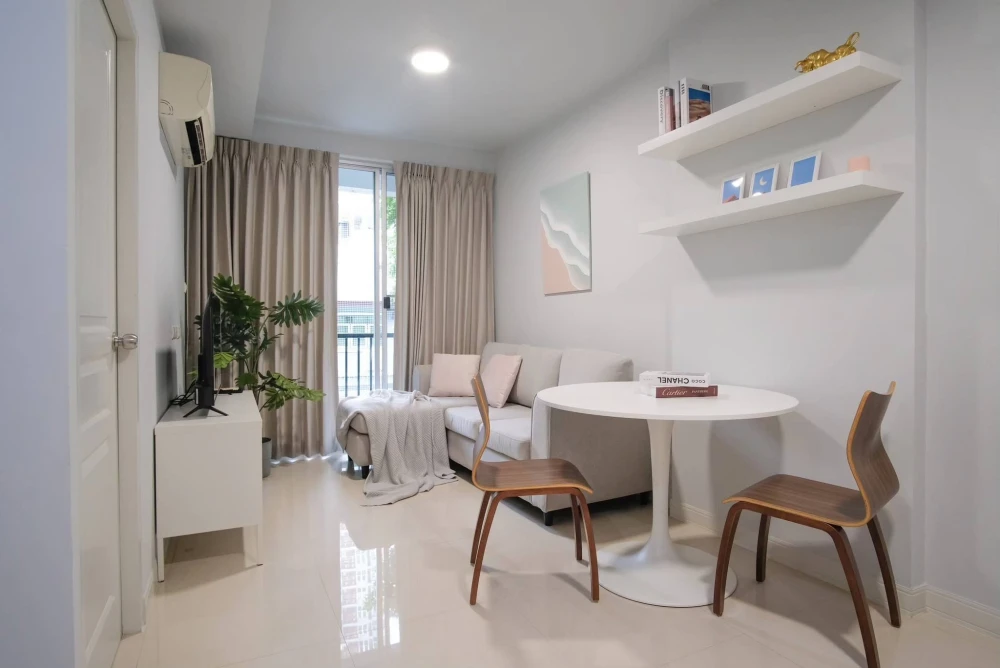 Condo for rent at City Room Ratchada - Suthisan. Lovely unit, fully furnished and equipped with appliances—book it now!