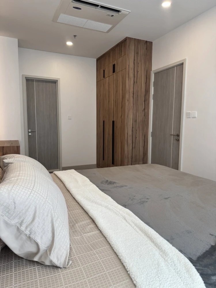 Condo for rent at Supalai Premier Si Phraya - Samyan. Spacious and comfortable, featuring high-quality built-in furniture—this is an opportunity you s