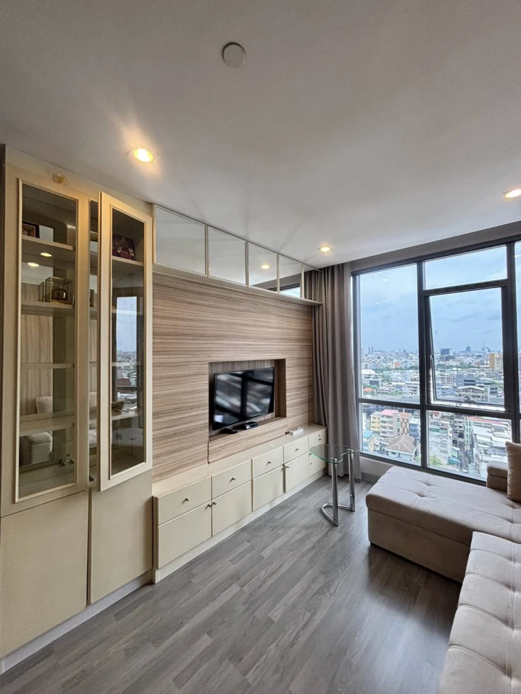 🏠🌃เช่าคอนโด เดอะรูม พระราม 4🏠🌃