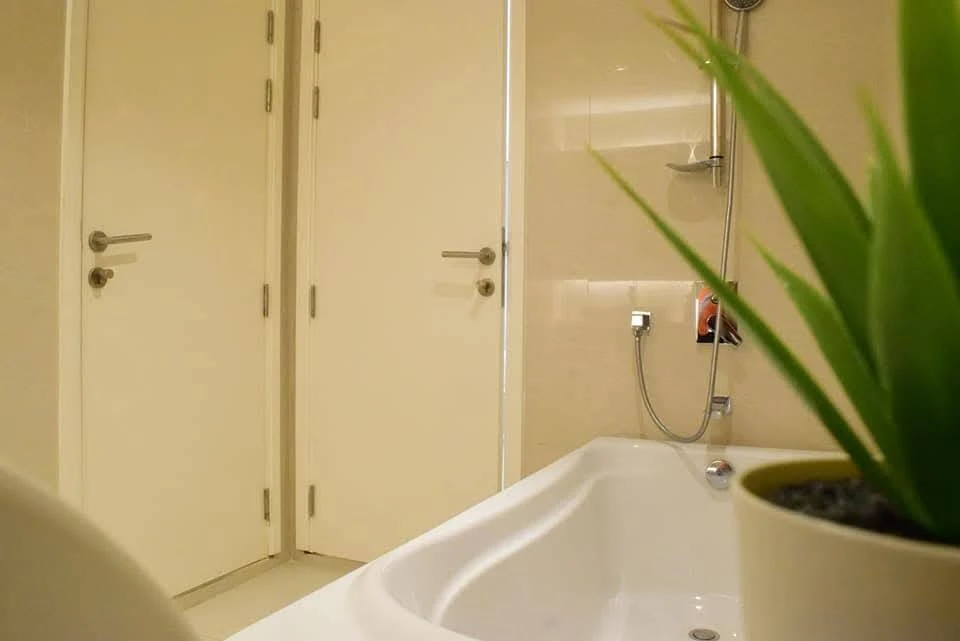 Looking for an apartment? Save this post! For rent: VTARA Sukhumvit 36, corner unit, 3rd floor, unobstructed view, spacious, fully furnished + complet