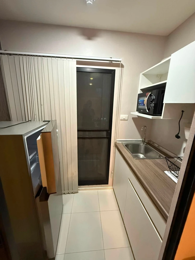 For rent: Icondo Greenspace Sukumvit 77 Phase 2. Ready to move in, fully furnished. Book now, don't miss out!