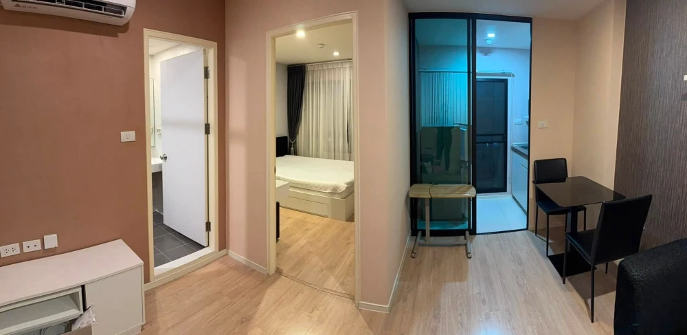 For rent: Icondo Greenspace Sukumvit 77 Phase 2. Ready to move in, fully furnished. Book now, don't miss out!