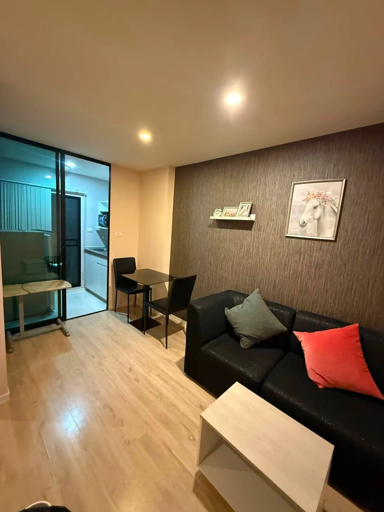 For rent: Icondo Greenspace Sukumvit 77 Phase 2. Ready to move in, fully furnished. Book now, don't miss out!