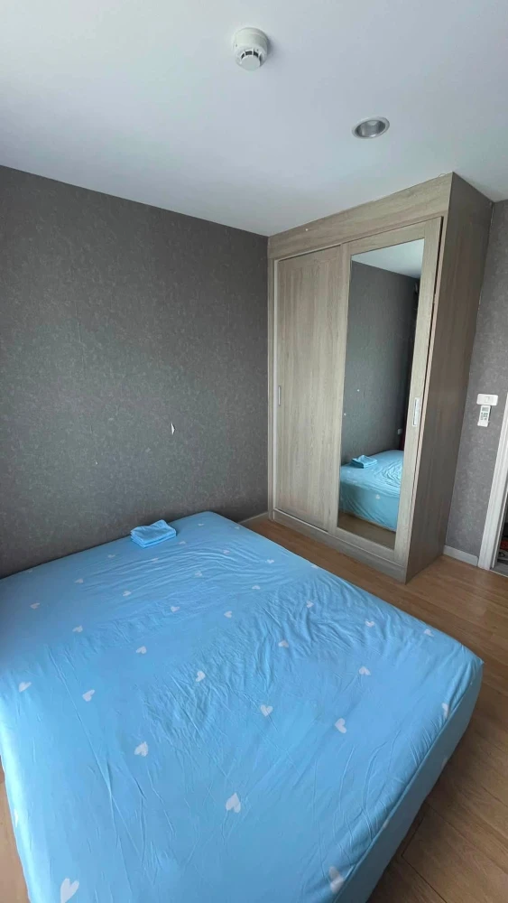 Two ready-to-move-in condos for rent at Vio Khaerai. Fully furnished with complete amenities. Great value! Book now, don't miss out!