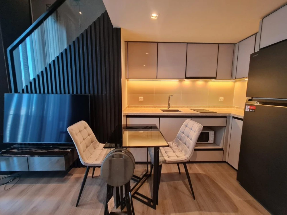 For rent!! Condo The Reserve Phahon-Pradipat, 14th floor, beautiful room, built-in furniture, move in with your bags, don't miss it!!