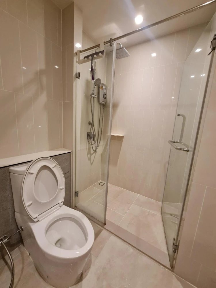 For rent!! Condo The Reserve Phahon-Pradipat, 14th floor, beautiful room, built-in furniture, move in with your bags, don't miss it!!