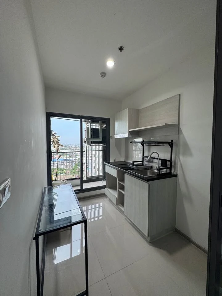 For Rent: Aspire Sathorn-Ratchaphruek Condo, ready to move in, 29th floor, high floor with great view, fully furnished with appliances. Book now!