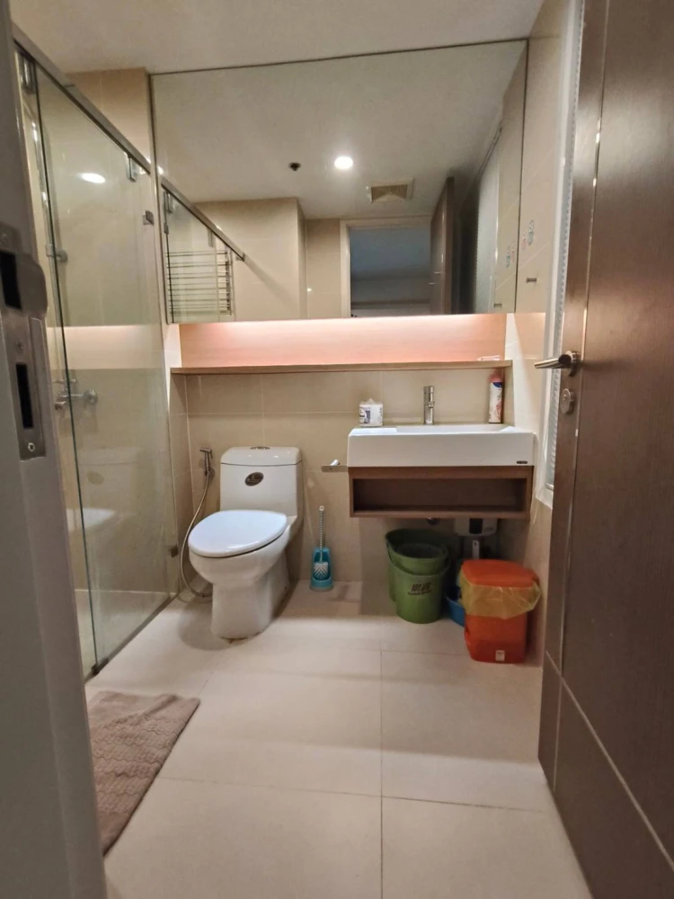 ให้เช่า 15 Sukhumvit Residence ทำเลสะดวกมาก พร้อมเฟอร์นิเจอร์ครบชุด พลาดแล้วจะเสียใจ