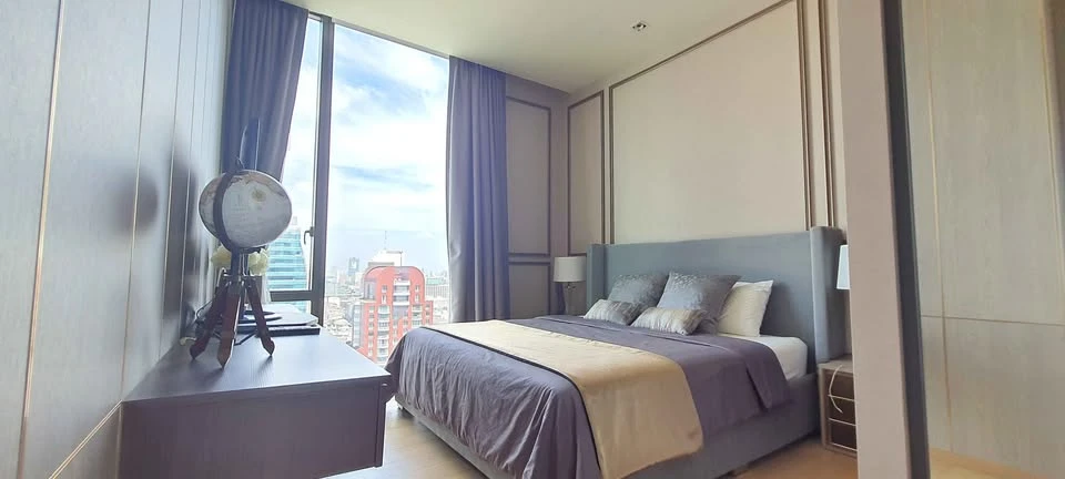 For rent 28 Chidlom corner room, spacious, comfortable, fully furnished, built-in, book now before you miss out++