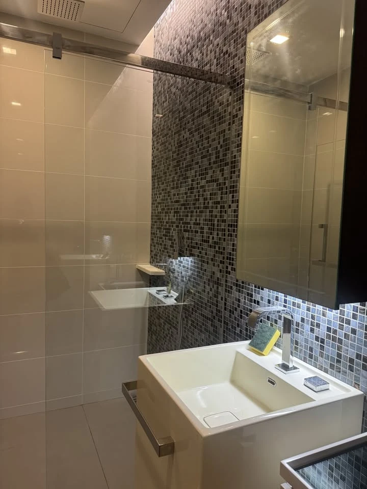 For rent: 333 Riverside, 26th floor. Nice, fully furnished unit. Book now! Limited time offer!