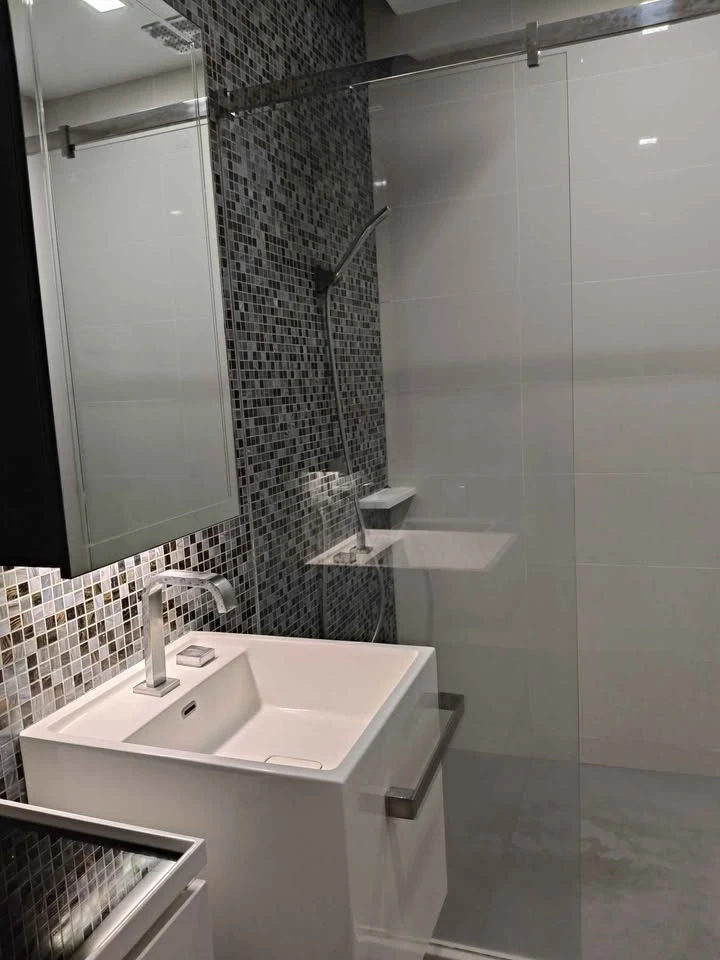For rent 333 Riverside, high floor room, ready to move in, complete facilities, book now before you miss out++