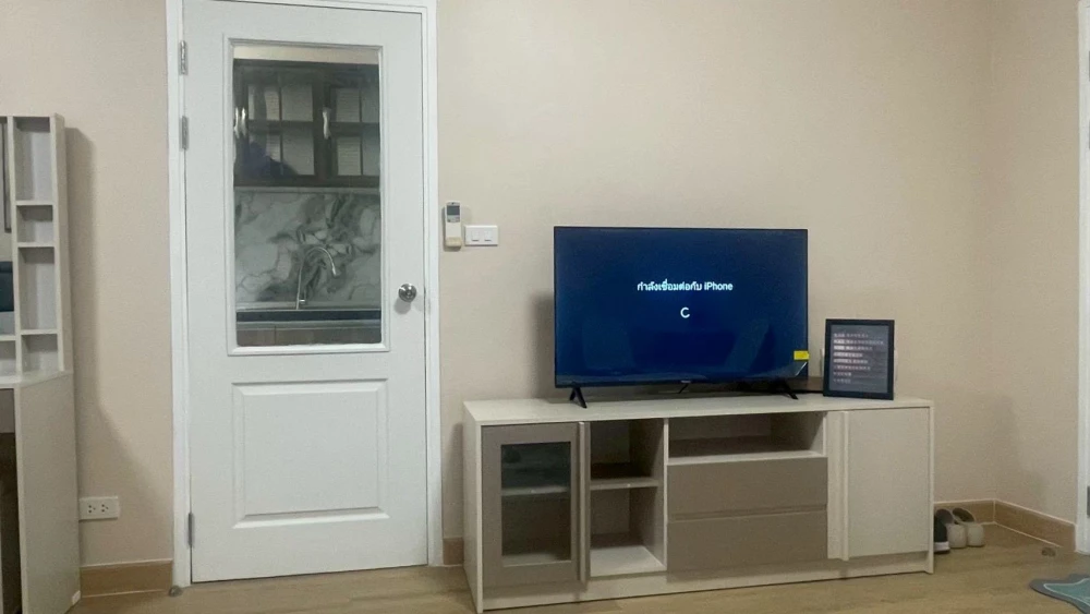 For rent: Condolette Ratchada 36, ​​unit 624. Nice room, fully furnished, and affordable. Book now!