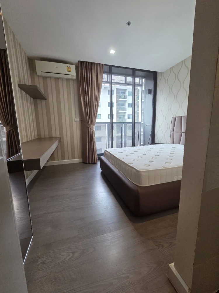 For rent A Space ID Asoke-Ratchada, clean room, good feng shui, comes with a large bed, very comfortable to sleep on, don't miss out on booking.