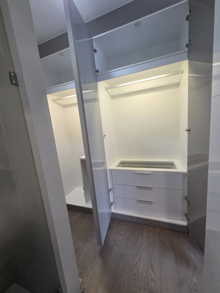 For rent A Space ID Asoke-Ratchada, clean room, good feng shui, comes with a large bed, very comfortable to sleep on, don't miss out on booking.