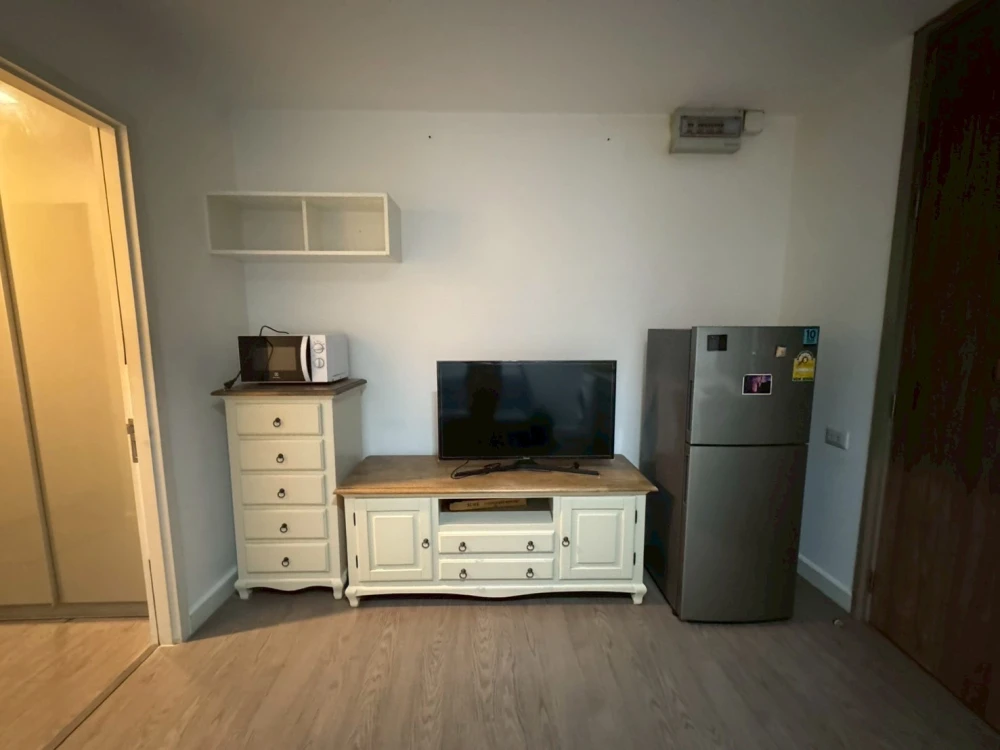 For rent: A Space ID Asoke–Ratchada, ready to move in, complete in one place, just bring your bags and move in. Don't miss out!