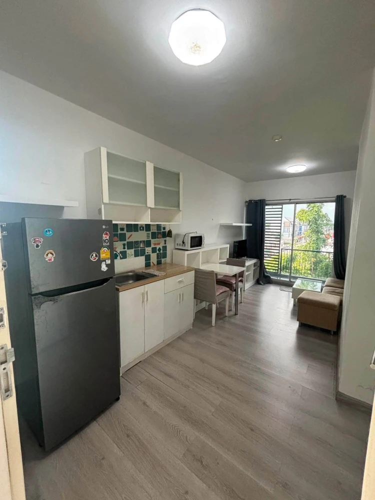 For rent: A Space Kaset, 4th floor unit with unobstructed view and spacious living area. Don't miss out!