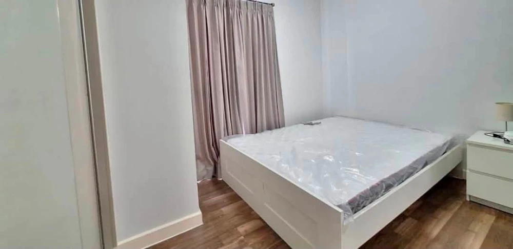 For rent: A Space Me Bangna, 1 bedroom, 5th floor, fully furnished. Just bring your suitcase and move in!